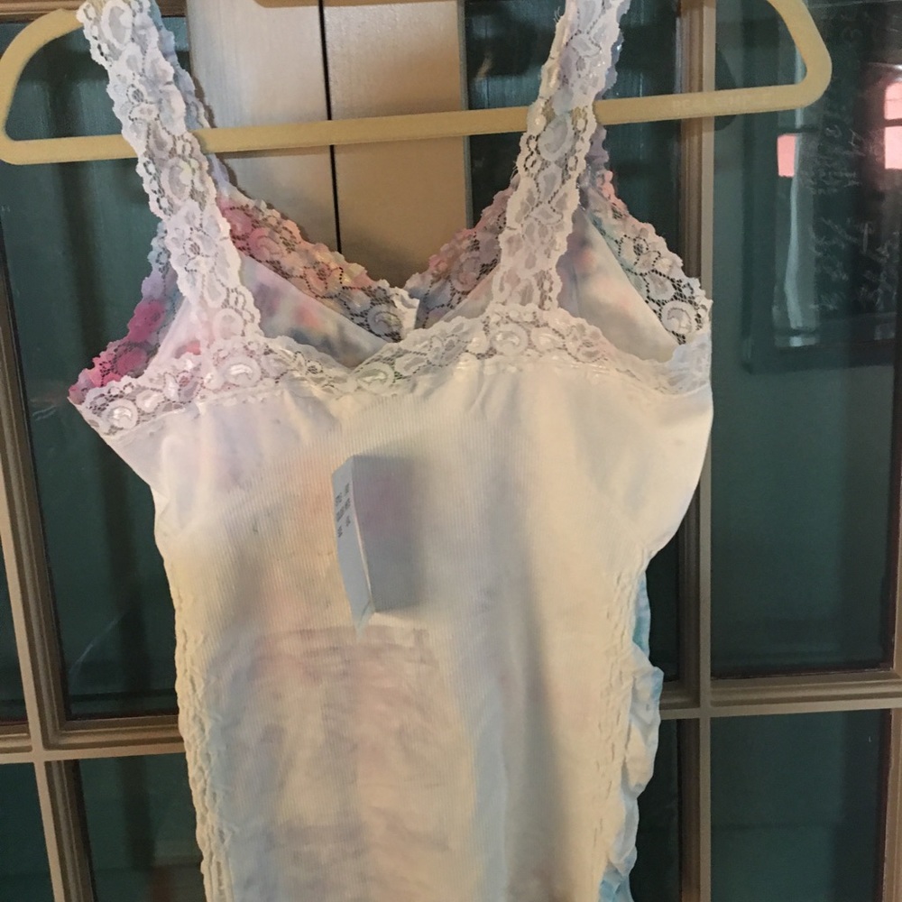 Lace cami - Picture 2 of 3